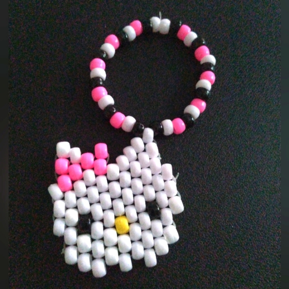 Cute Beaded Bracelet with Pink and White Accents